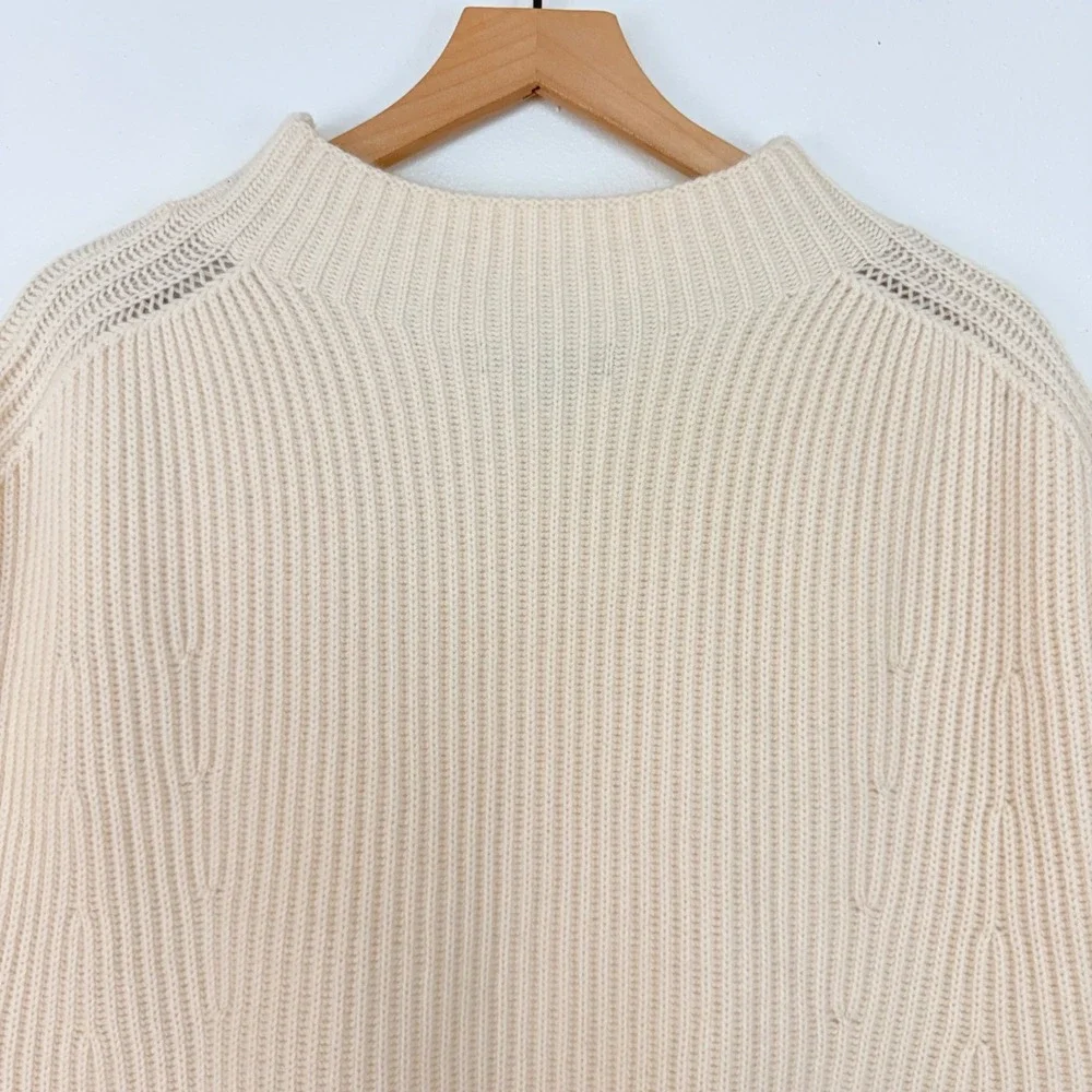 Banana Republic Oversized Sweater Vest M/L Cream Mock‎ Neck Cashmere Merino Wool